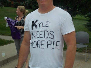 T-Shirt Kyle Needs More Pie