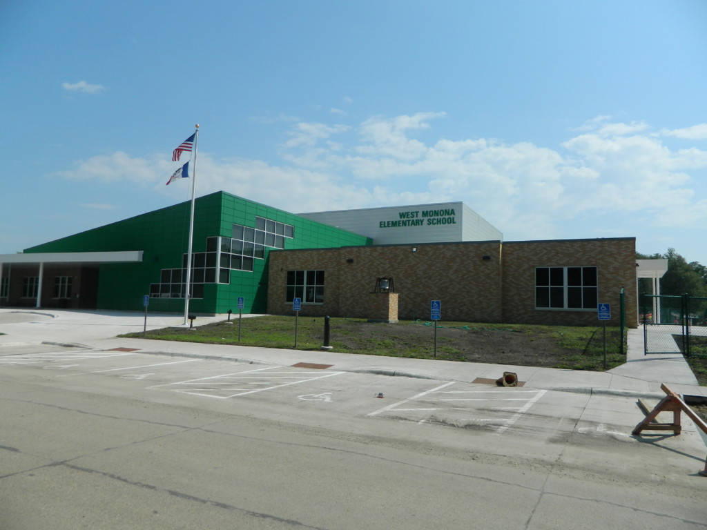 Onawa elementary school